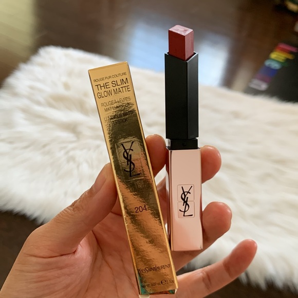 NIB Yves Saint Laurent Rouge Pur The Slim Glow Matte # 204 Private Carmine 2.1g - Picture 4 of 6